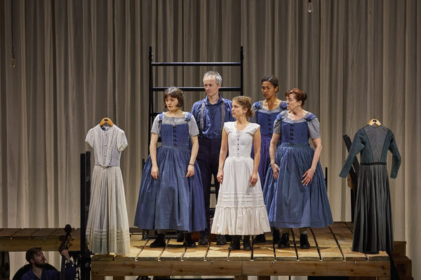 Photo Flash: First Look at New Stage Adaptation of JANE EYRE on Tour Image