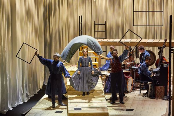 Photo Flash: First Look at New Stage Adaptation of JANE EYRE on Tour Image