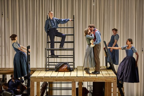 Photo Flash: First Look at New Stage Adaptation of JANE EYRE on Tour Image