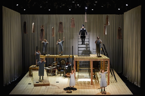 Photo Flash: First Look at New Stage Adaptation of JANE EYRE on Tour Image