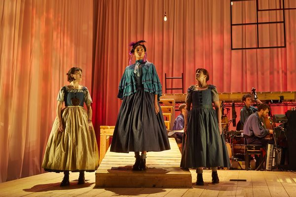 Photo Flash: First Look at New Stage Adaptation of JANE EYRE on Tour Image