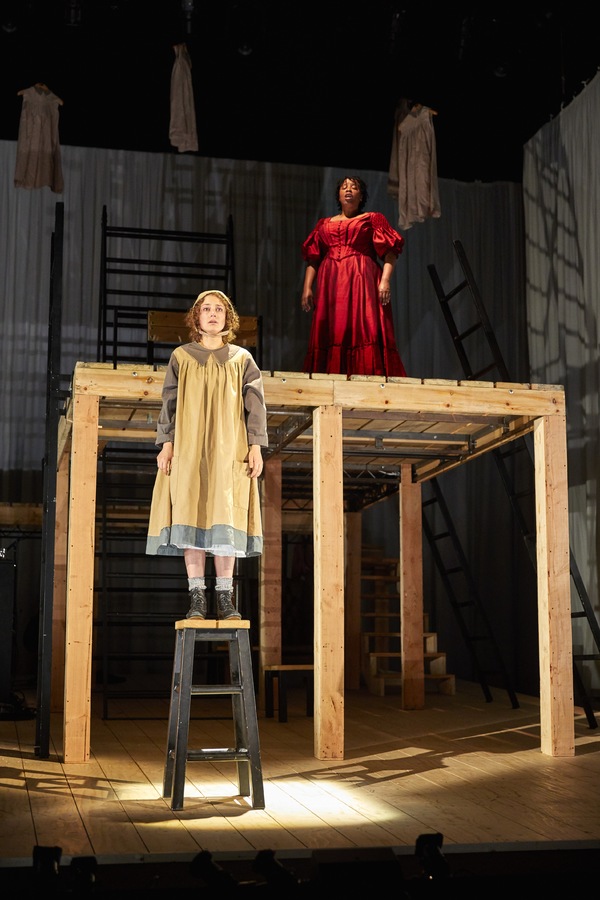 Photo Flash: First Look at New Stage Adaptation of JANE EYRE on Tour Image