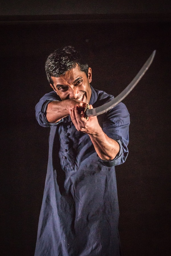 Photo Flash: First Look at GUARDS AT THE TAJ at the Bush Theatre Image