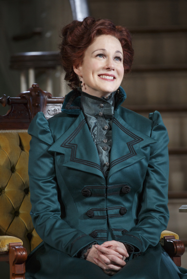 Photo Flash: First Look at Laura Linney and Cynthia Nixon Swapping Roles in THE LITTLE FOXES on Broadway Image