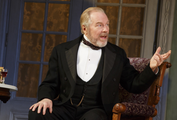Photo Flash: First Look at Laura Linney and Cynthia Nixon Swapping Roles in THE LITTLE FOXES on Broadway Image
