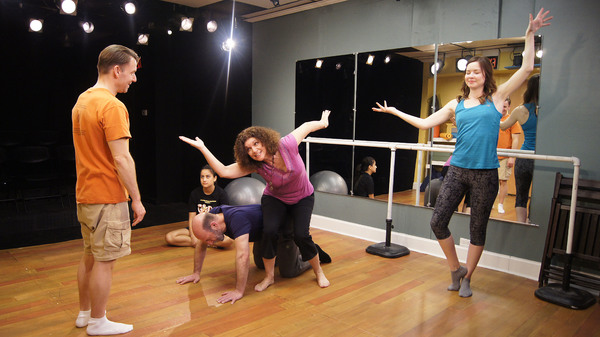 Photo Flash: First Look at CIRCLE MIRROR TRANSFORMATION at Redtwist Theatre Image