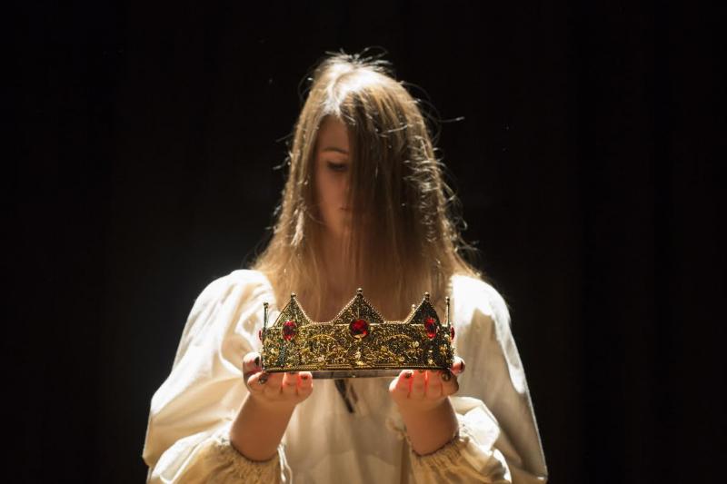 Review: NSF & Lipscomb's Provocative Take on RICHARD II Image