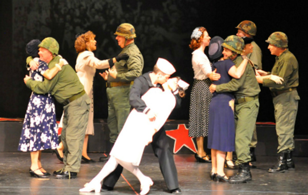 Photo Flash: Reagle Music Theatre Presents REMEMBERING THE 40'S Image
