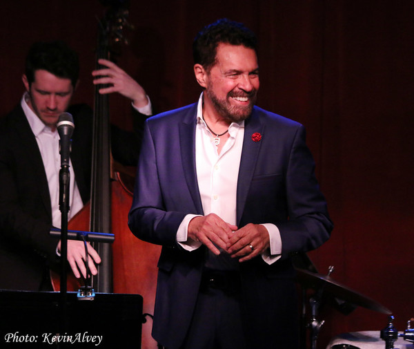 Photo Flash: Clint Holmes Celebrates RENDEZVOUS Album at Birdland 