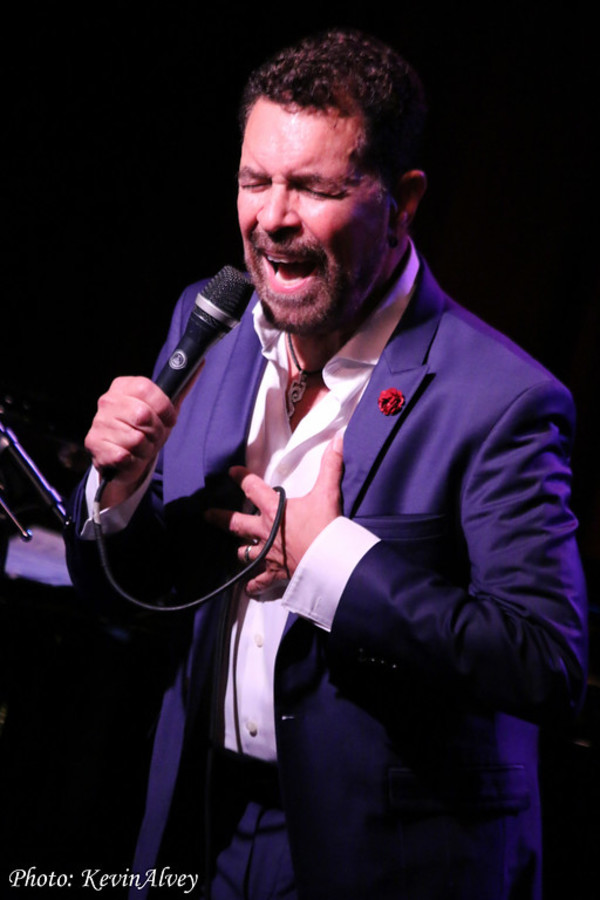 Photo Flash: Clint Holmes Celebrates RENDEZVOUS Album at Birdland Image