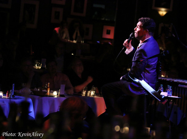 Photo Flash: Clint Holmes Celebrates RENDEZVOUS Album at Birdland 