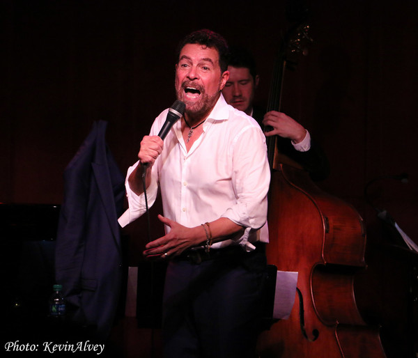 Photo Flash: Clint Holmes Celebrates RENDEZVOUS Album at Birdland 