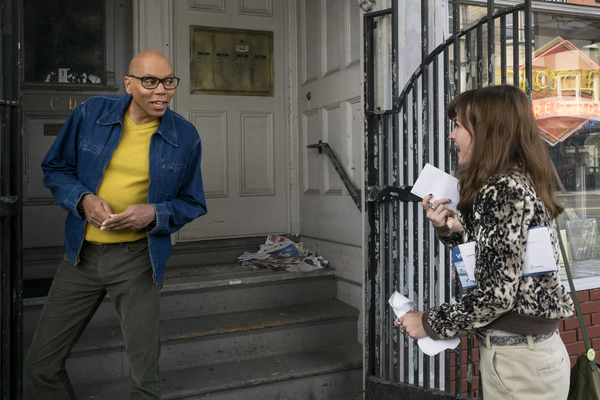 Photo Flash: Netflix Shares New Images from New Comedy GIRL BOSS Image