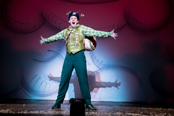 Photo Flash: A Hopping Good Look at A YEAR WITH FROG AND TOAD at Children's Theatre Company 