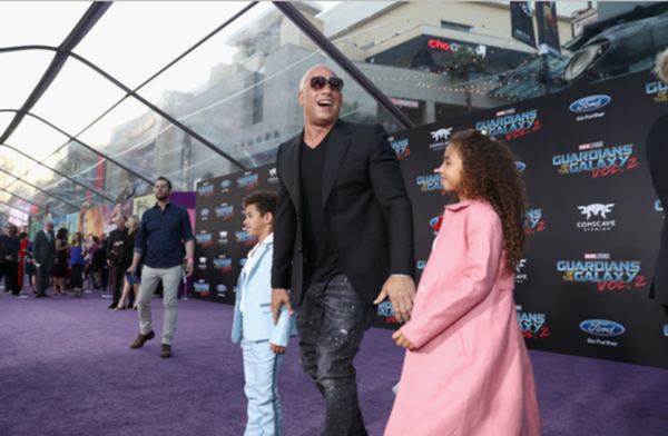 Photo Flash: Chris Pratt & More Attend GUARDIANS OF THE GALAXY VOL. 2 World Premiere Image