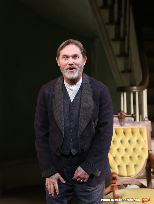 Photo Coverage: Laura Linney & Cynthia Nixon Take Opening Night Bows in THE LITTLE FOXES! Image