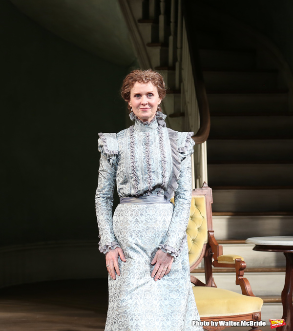 Photo Coverage: Laura Linney & Cynthia Nixon Take Opening Night Bows in THE LITTLE FOXES! Image