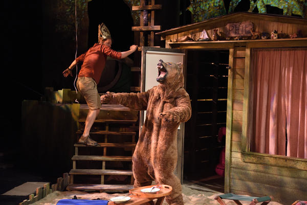 Photo Flash: Laughter-Inducing FAITHFUL CHEATERS Takes the Stage at Trinity Rep Image
