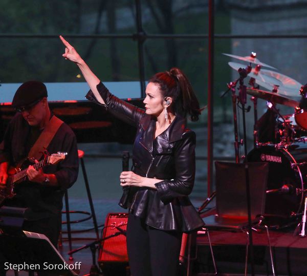 Photo Coverage: Lynda Carter Brings 'The Other Side Of Trouble' to Jazz at Lincoln Center Image