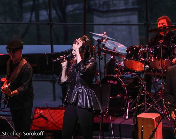 Photo Coverage: Lynda Carter Brings 'The Other Side Of Trouble' to Jazz at Lincoln Center Image