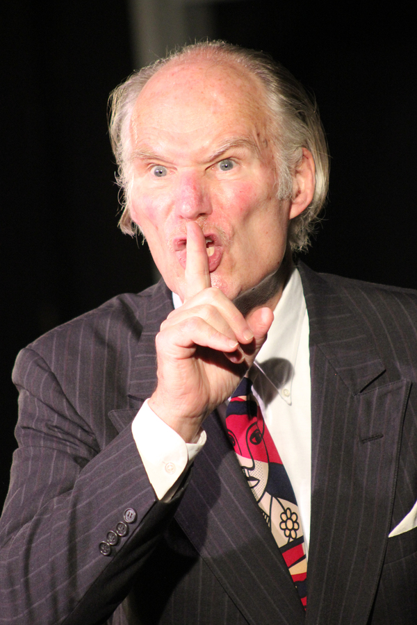Photo Flash: BARRYMORE Takes a Dry, Humorous Look at a Theatre Legend Image