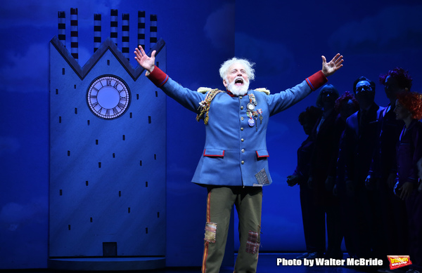 Photo Coverage: The Factory is Open! CHARLIE AND THE CHOCOLATE FACTORY Company Takes Opening Night Bows! Image