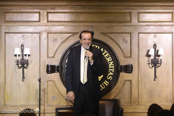 Photo Coverage: Chazz Palminteri Tells Tales From Hollywood & The Bronx At The Friars Club 