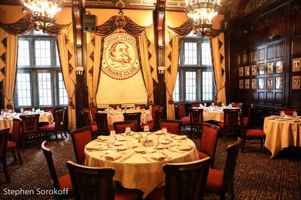 Photo Coverage: Chazz Palminteri Tells Tales From Hollywood & The Bronx At The Friars Club Image
