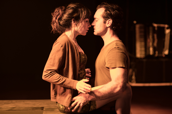 Photo Flash: First Look at Jude Law, Halina Reijn and More in OBSESSION at the Barbican 