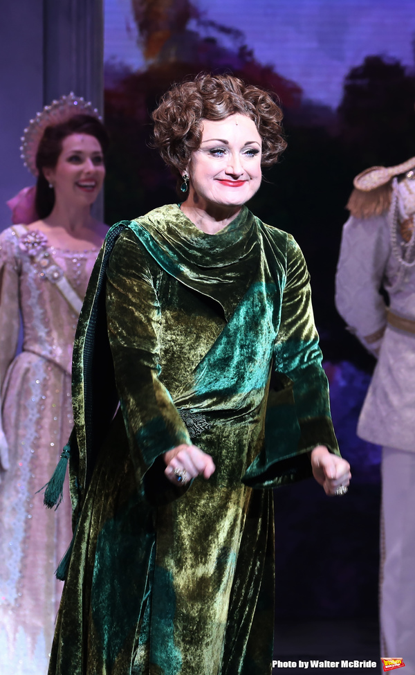 Photo Coverage: ANASTASIA Gets a Royal Welcome on Broadway- Inside the Opening Night Bows! Image