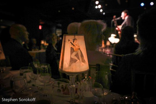 Photo Coverage: John Pizzarelli Continues His String Of Successes at Cafe Carlyle Image