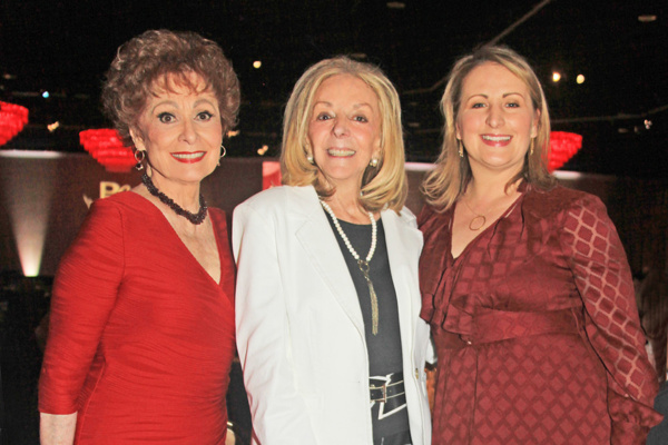 Photo Flash: An All-Star Crowd at the Gypsy Awards Gather to Honor Carol Channing  Image