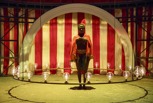 Photo Flash: First Look at Zainab Jah and More in VENUS at Signature Theatre Image