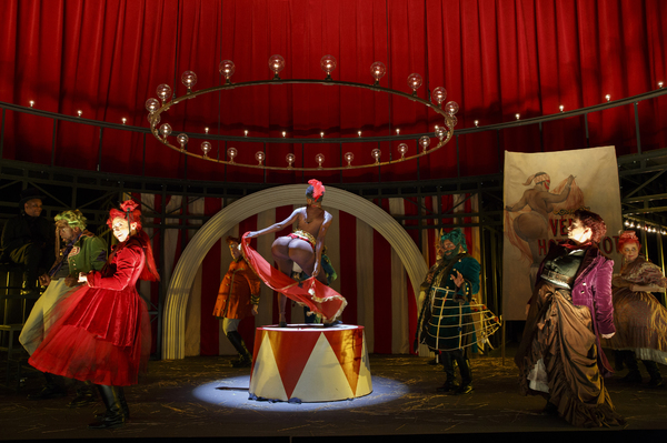 Photo Flash: First Look at Zainab Jah and More in VENUS at Signature Theatre Image