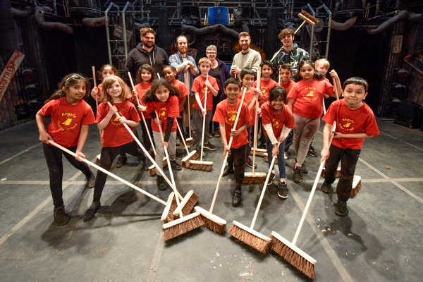 Photo Flash: Camden Schoolchildren Promote Walking Campaign with Cast of STOMP Image