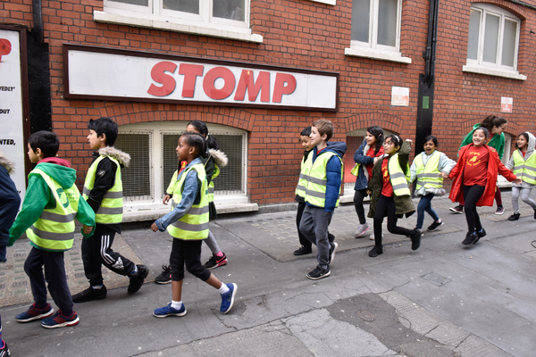 Photo Flash: Camden Schoolchildren Promote Walking Campaign with Cast of STOMP 