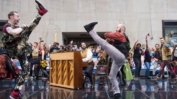 Photo Flash: Highlights from TODAY's 'Best of Broadway Week' Live Performances Image
