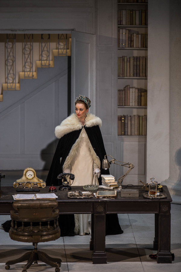 Photo Flash: Lisa O'Hare and Richard E. Grant Take the Stage in MY FAIR LADY at Lyric Opera Image