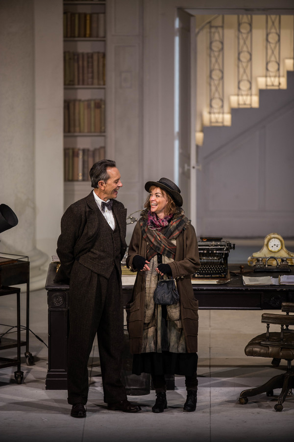 Photo Flash: Lisa O'Hare and Richard E. Grant Take the Stage in MY FAIR LADY at Lyric Opera Image
