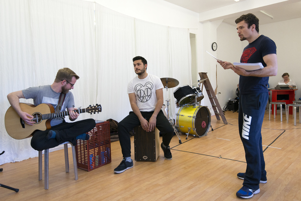 Photo Exclusive: In Rehearsal for PAPER HEARTS at Upstairs at the Gatehouse Image