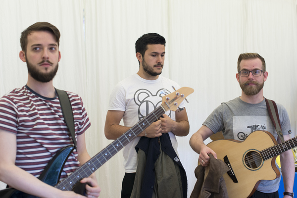 Photo Exclusive: In Rehearsal for PAPER HEARTS at Upstairs at the Gatehouse Image
