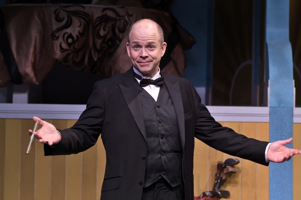 Photo Flash: First Look at Ocean State Theatre's VICTOR/VICTORIA Image