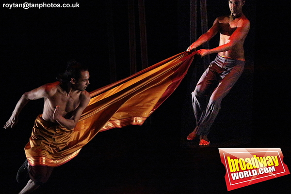 Photo Coverage: Shobana Jeyasingh Dance Presents MATERIAL MEN REDUX Image