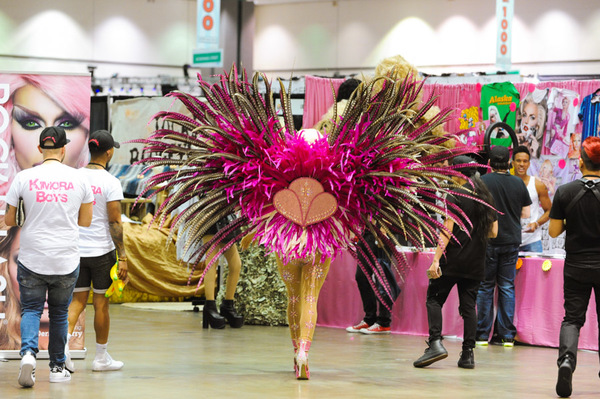 Photo Flash: All Colors of the Rainbow Take Part in RuPaul's DragCon 2017 Image