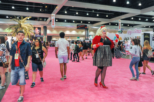 Photo Flash: All Colors of the Rainbow Take Part in RuPaul's DragCon 2017 Image