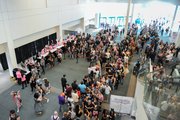Photo Flash: All Colors of the Rainbow Take Part in RuPaul's DragCon 2017 Image