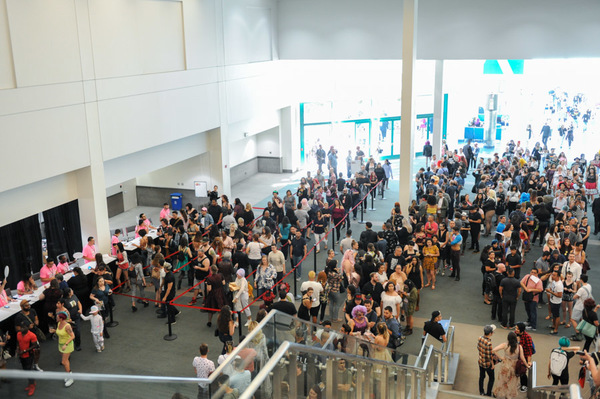 Photo Flash: All Colors of the Rainbow Take Part in RuPaul's DragCon 2017 Image