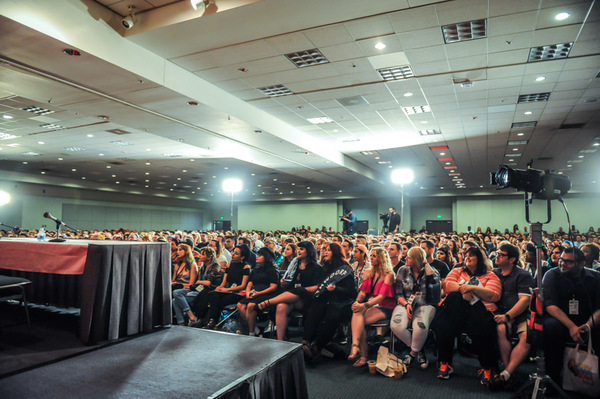 Photo Flash: All Colors of the Rainbow Take Part in RuPaul's DragCon 2017 Image