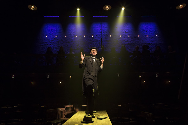 Photo Flash: First Look at Lenny Henry in THE RESISTIBLE RISE OF ARTURO UI at Donmar Warehouse Image
