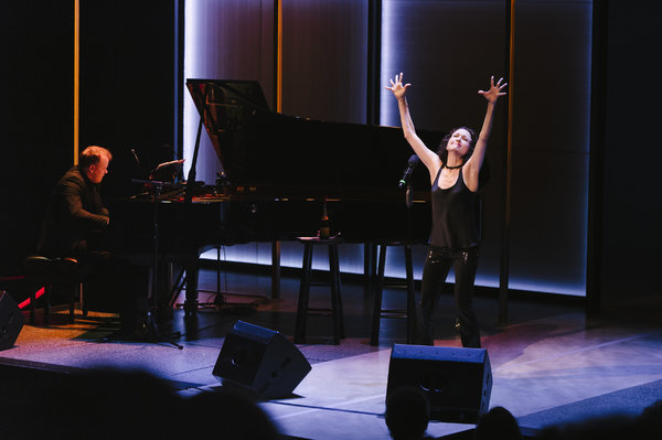 Photo Flash: Inside An Evening with Bebe Neuwirth at Arena Stage Image